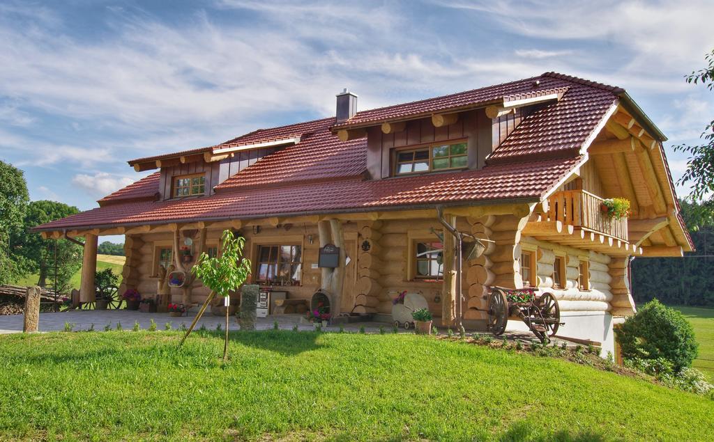 Holzhaus Lugerhof Appartement Roding Buitenkant foto